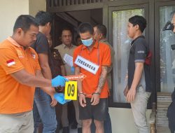 Polres Bengkayang Gelar Rekonstruksi Kasus Pembunuhan Remaja di Sungai Raya Kepulauan, Keluarga Korban Tersulut Emosi