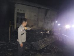 Kebakaran Landa Rumah Warga di Mempawah Hulu, Diduga Akibat Korsleting Listrik