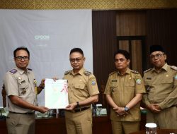 Pemkot Pontianak Terima 12 Sertifikat Tanah, Termasuk Lahan Sekolah Rakyat