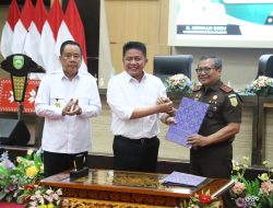 Tindak Tegas Korupsi Aset, Kejati Sumsel Serahkan Tiga Aset Bernilai Miliaran kepada Pemprov