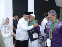Pemkab Asahan Sambut Kedatangan Jamaah Haji dengan Penuh Haru