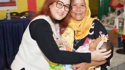 Gerak Cepat Cegah Stunting, Ayu Nur Suri Turun ke Dapil Berikan Penyuluhan dan Bantuan Gizi di Belida Darat