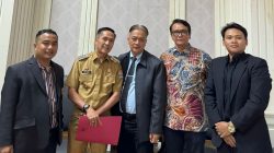 Perjuangkan Hak Pendidik, Kuasa Hukum Dr. Wijang Temui Wali Kota Palembang 
