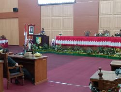 Wako Palangka Raya sampaikan Penjelasan Terhadap PU Fraksi DPRD Tentang Raperda APBD 2024