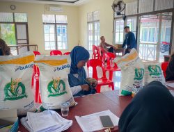 BULOG Kalbar Salurkan Bantuan Pangan Beras ke 294 Ribu Warga, Pastikan Transparansi dan Ketepatan Sasaran