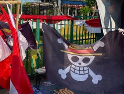 Gubernur Kalbar Ria Norsan Tanggapi Viral Tren Pengibaran Bendera One Piece