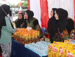 Kapolri Tinjau Gerakan Pangan Murah di Mempawah, Pastikan Harga Beras Stabil Sesuai HET