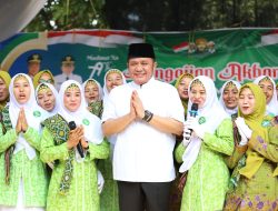 Peringatan Harlah Muslimat dan Fatayat NU, Gubernur Deru Titip Pesan Syukur dan Sabar