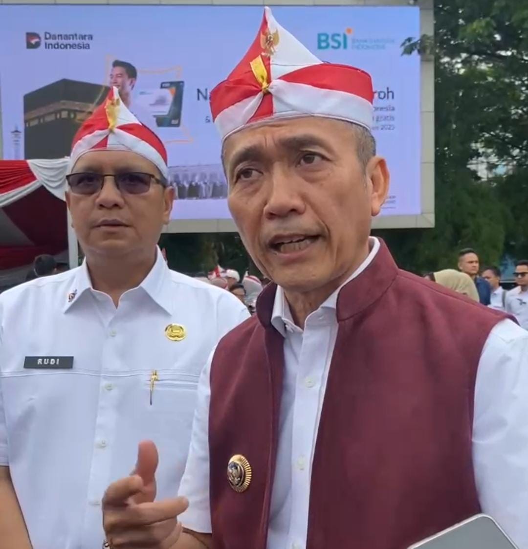 Walikota Palembang Ratu Dewa usai pembagian Bendera Merah Putih, Rabu (13/8/2025).