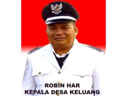 Warga Keluang Antusias Ikuti Upacara dan Aneka Perlombaan