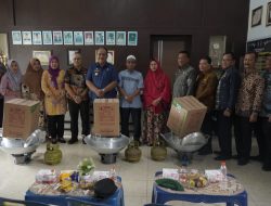 Bupati Asahan Serahkan Fasilitas Bantuan Sosial Pembangunan Ekonomi Masyarakat Kecamatan Air Batu