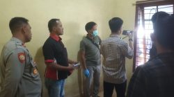 Putus Cinta Berakhir di Jendela Gantungan