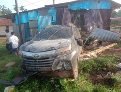 Warung Warga di Pesaguan Kiri Ketapang Diseruduk Mobil, tak Ada Korban Jiwa