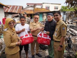 Wali Kota Pontianak Serahkan Bantuan untuk Korban Kebakaran di Banjar Serasan