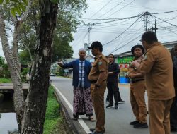 Wakil Wali Kota Pontianak Tinjau Drainase Tersumbat di Jalan dr. Wahidin dan Sukamulya