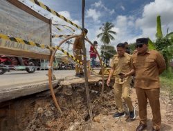 Bupati Kubu Raya Minta Penanganan Cepat Jalan Amblas di Sungai Raya Dalam