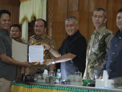 Bupati Asahan menghadiri Rapat Paripurna DPRD Kabupaten Asahan