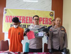 Baru Saja Kenalan Dari Online, Pria Ini Larikan Sepeda Motor