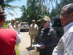 Bupati Mempawah Tinjau Jalan Rusak di Sungai Pinyuh, Pastikan Penanganan Bertahap Sesuai Prioritas