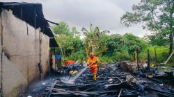 Rumah Semi Permanen di Kuala Dua Ludes Terbakar, Pemilik Gagal Selamatkan Harta Benda