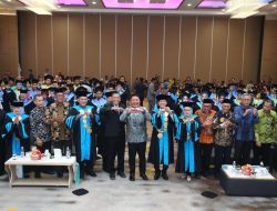 Sebanyak 111 Wisudawan Dikukuhkan, Rektor USS: Pendidikan Harus Bermanfaat, Itu Pahala Terbesar