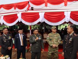 Sinergi TNI–Polri, Kapolres Ketapang Hadiri Upacara HUT TNI ke-80 di Makodim 1203