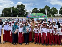 PKK Hingga Pelaku UMKM Muda, Manis Mata Tampil Penuh Energi Menuju Ketapang Sejahtera