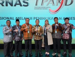 Terima Penghargaan TPAKD Terbaik, Bukti Konsistensi dan Inovasi Inklusi Keuangan Pemerintahan Ria Norsan-Krisantus