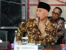 Pemprov Sumbar Dorong Pemerintah Pusat Ambil Alih Pembayaran Gaji ASN di Tengah Pengurangan Dana Transfer ke Daerah