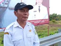 Jembatan di Desa Jawai Laut Viral karena Jebol, Pemkab Sambas Pastikan Masuk Prioritas Pembangunan 2026