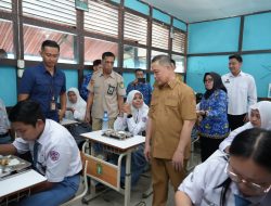 Perkuat Sekolah Vokasi, Gubernur Ria Norsan Ingin Cetak Lulusan Siap Kerja