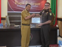 Dinas Perkebunan dan Peternakan Sanggau Dapat Penghargaan Dari Kejari