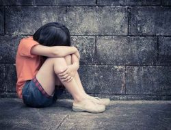 Anak Yatim Itu Telah Melahirkan, Sementara Kakeknya yang Diduga Mencabuli Masih Melenggang Bebas