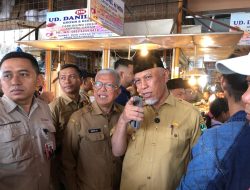 Mendag Apresiasi Stabilitas Harga di Pasar Raya Padang, Gubernur Mahyeldi Pastikan Pasokan Aman Jelang Nataru