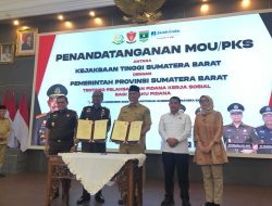 Pemprov dan Kajati Sumbar Tandatangani MoU Pelaksanaan Kerja Sosial Bagi Pelaku Tindak Pidana