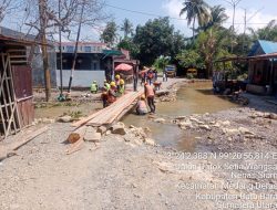 Luapan Sungai Suka Putuskan Jalan Nenas Siam, Bupati Batu bara Langsung Perintahkan Penanganan