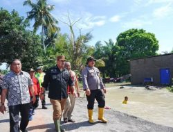 Bupati Batu Bara Tinjau Desa Terdampak Banjir Kecamatan Talawi