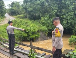 Antisipasi Cuaca Ekstrem, Polsek Entikong Gelar Patroli Batingsor Tekan Potensi Bencana Alam