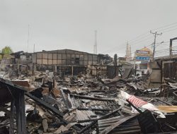 Ruko Ludes Terbakar di Simpang Empat Tangaran, Penjual Apam Pinang Kehilangan Tempat Tinggal dan Usaha