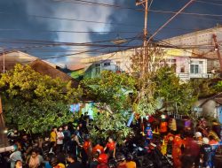 Tiga Rumah Warga Terbakar di Pontianak Barat, Akses Sempit dan Kekurangan Air Jadi Kendala Pemadaman