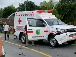 Ambulans Puskesmas Galing Terlibat Kecelakaan di Sambas, Satu Orang Meninggal Dunia