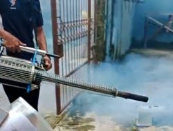 Respon Laporan Warga, Puskesmas Gandus Gelar Fogging Cegah DBD