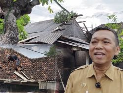 Angin Puting Beliung Terjang Desa Menceh, 74 Rumah Warga Terdampak