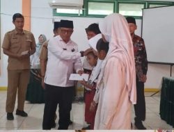 BAZNAS Sanggau Salurkan Beasiswa kepada 167 Pelajar, Kemenag Siap Bersinergi