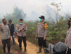 Kapolres Mempawah Monitoring Langsung Titik Karhutla di Anjongan, 10 Hektare Lahan Terbakar