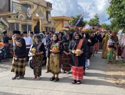 Warga Denggen Selong Gelar Ritual Adat Nyelamet Dowong