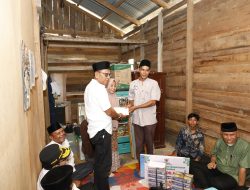 Sepuluh Tahun Menumpang, Siti Akhirnya Dapat Bantuan Bedah Rumah dari Gubernur Mahyeldi