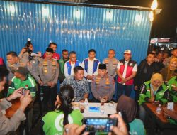 Kapolri Sambangi Kedai ADO, Dengarkan Keluhan dan Aspirasi Driver Online