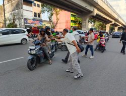 POBSI Sumsel Berbagi 1.000 Takjil, Pererat Silaturahmi dengan Warga Palembang