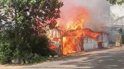 Dua Rumah Warga di Ketapang Terbakar dalam Sehari